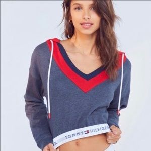 Tommy Hilfiger Retro Cropped Lounge Hoodie